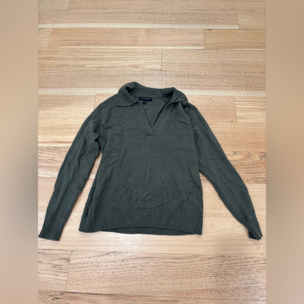 Banana Republic Sweater